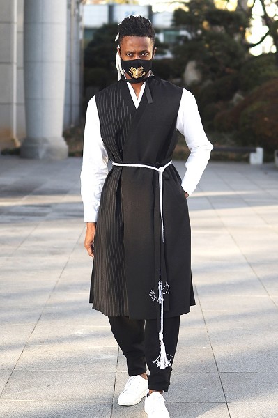 Hanbok Unisex Half Stripe Vest